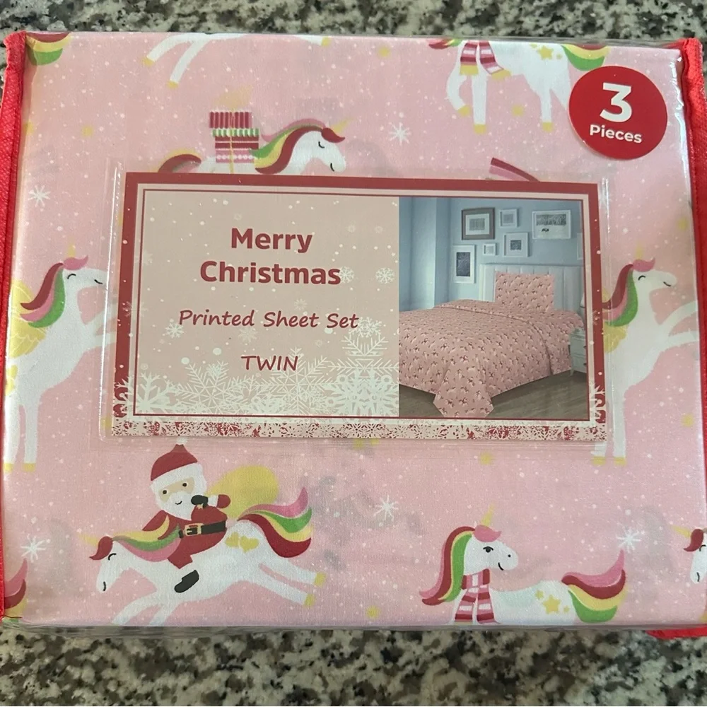 🦄🆕🦄Merry Christmas Printed Sheet Set Pink Unicorns & Santa Claus “TWIN”